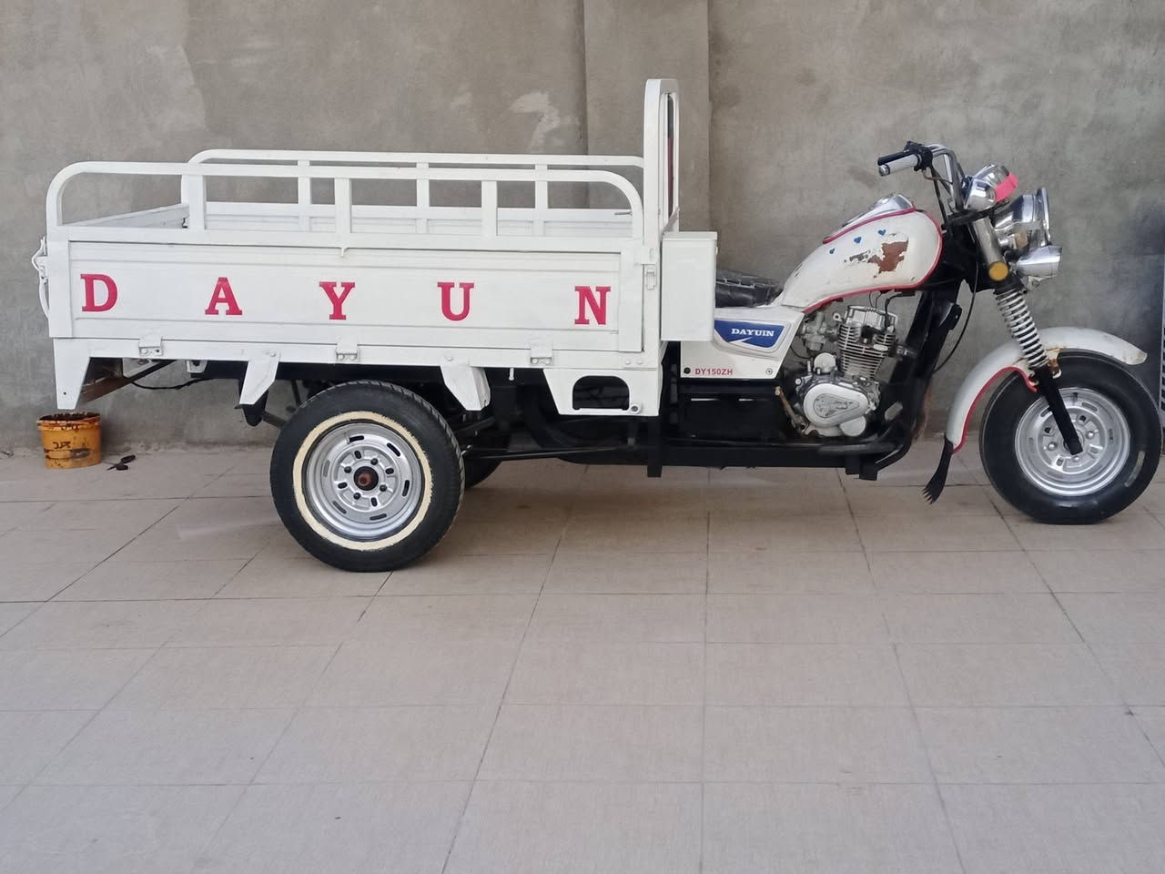 سلام عليكم ستوته للبيع موديل 2018 أوراق كامله مكينه مفتوحه ولفات كهربائيات شغاله  مكان سوق الشيوخ سعر 1500وبيه مجال ***********
