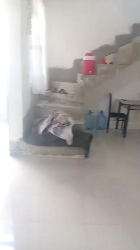 السلام عليكم يتوفر بيت للبيع العنوان تكريت حي الاقواس مقابل جامعة تكريت
البيت جاهز مثل ما امبين بالتصوير السعر عارضينه ب40 مليون وبي مجال
للتواصل ***********

