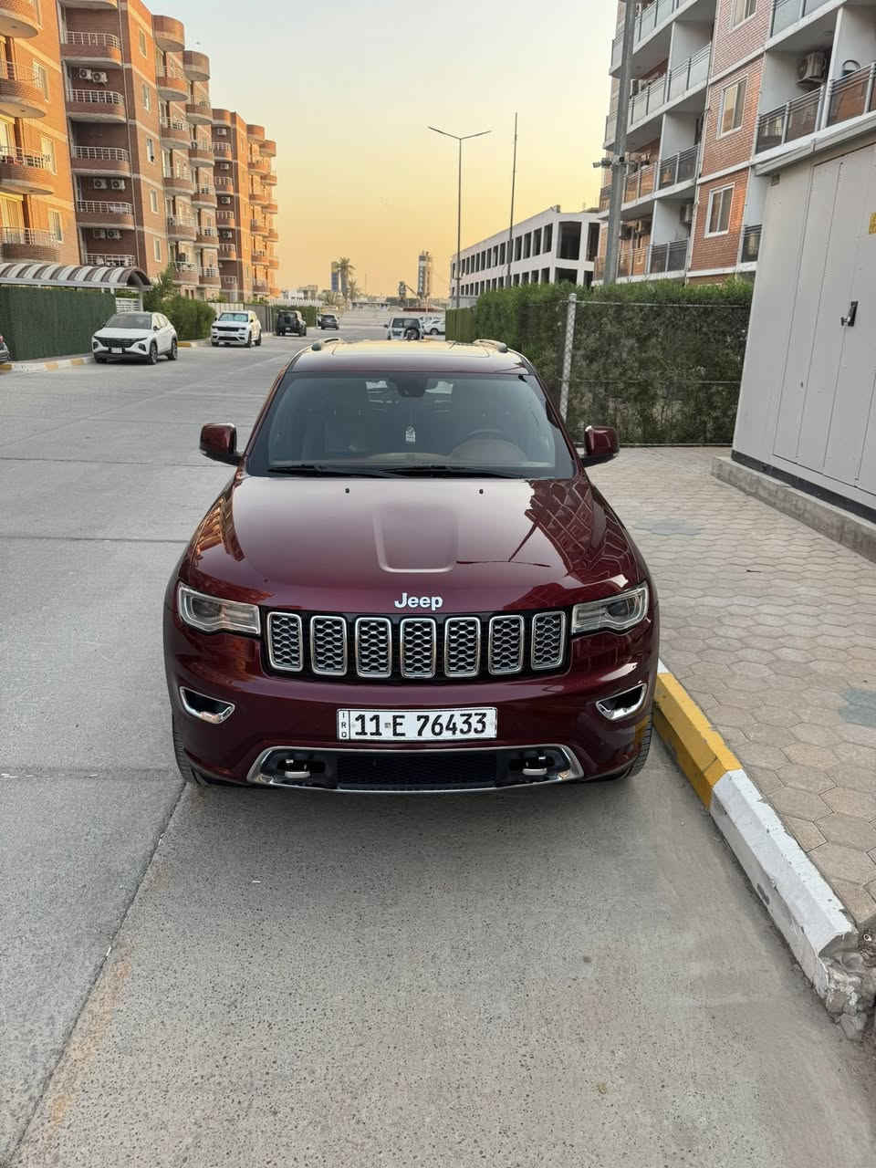 السلام عليكم للبيع خليجي فول مواصفات مكفوله تخم تاير جديد ماشيه ٣٩٧٠٠ بأسمي رايده ٣٥.٠٠٠ $ بيه مجال بسيط عنواني بغداد شارع الربيع ***********
