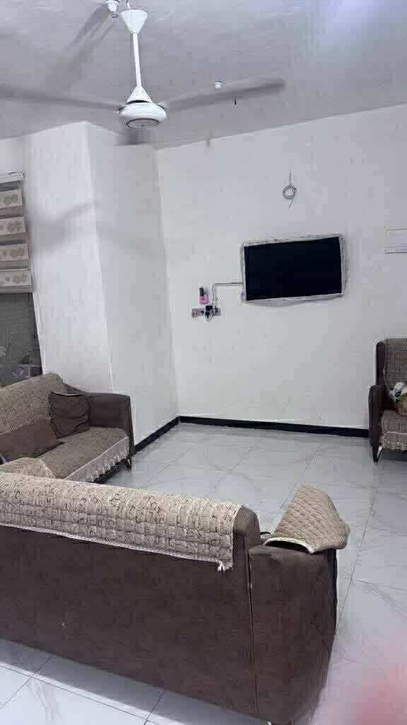 ثلاث بيوت للبيع قرب المستشفى التركي مساحة 200م بناء طابوق طابو صرف مجمع اللؤلؤة السكني(كربلاء) السعر الكلي
230والسعر النقد 150 مطلوب 80 للمصرف العقاري يتحول باسم المشتري يدفع كل شهر 438 الف للاستفسار
***********
