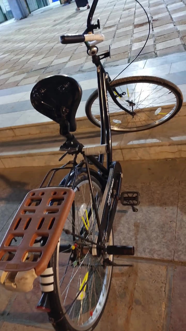 مراوس بايسكل نظيف


**إذا كنت صاحب هذا الإعلان وتريد حذفه لأي سبب، رجاءا أرسل رسالة إلى الدعم الفني**