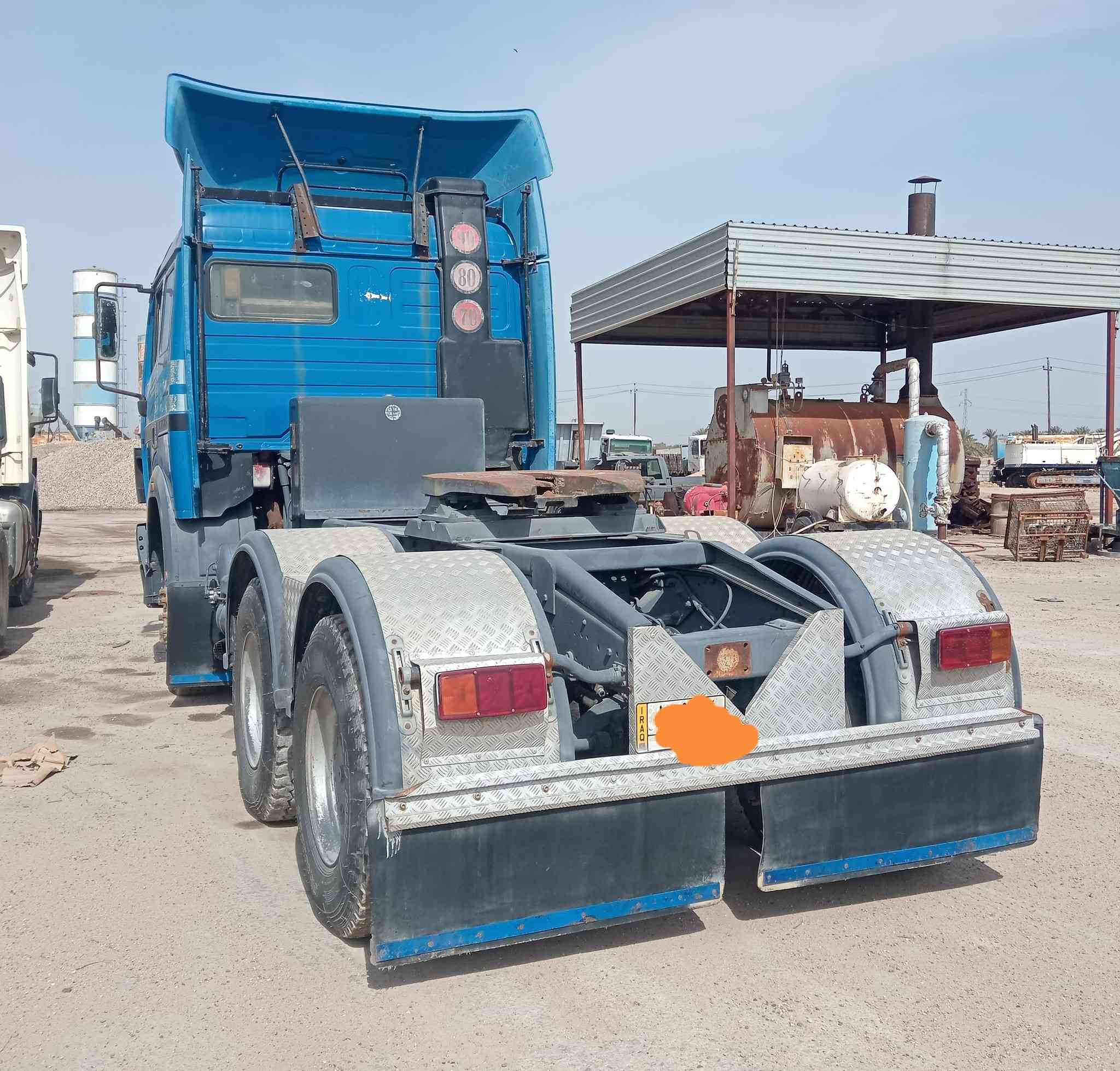 سلام عليكم سياره البي موديل ٨٤ قمارة كرواتي لكزز مذكوره بلا سنويه لودر بيها منضومه قلاب سنويه منتهيه مداور ثاني يوم مكينه سوبر دبل تيربو مكانها السماوه قضاء الرميثه مكلف بلا نشر اتصل ودلل  ***********
