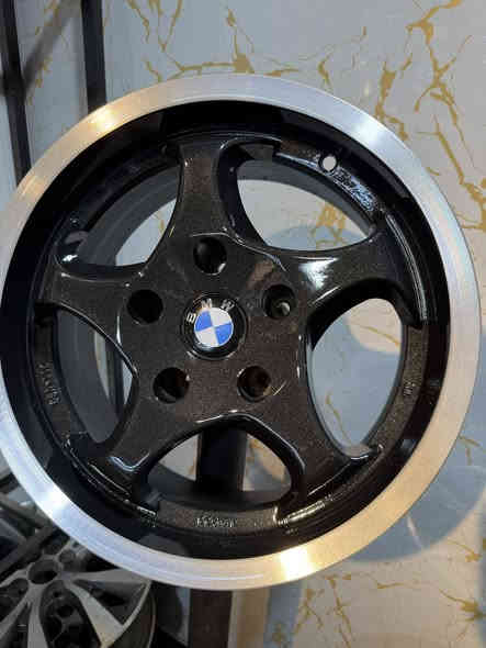 � متوفر ويل أم فايف حجم 15 – 
💲 السعر: 350 ألف
🛠 مكفول عواج وتلصيح
🔁 البيع ومراوس

💬 شعندك خليه… M هامان نراوسك كل ويل وسعره

📱 واتساب: ***********
🚚 يوجد توصيل لجميع المحافظات

📍 الموقع: بغداد – حي العامل – شارع 7 نيسان
