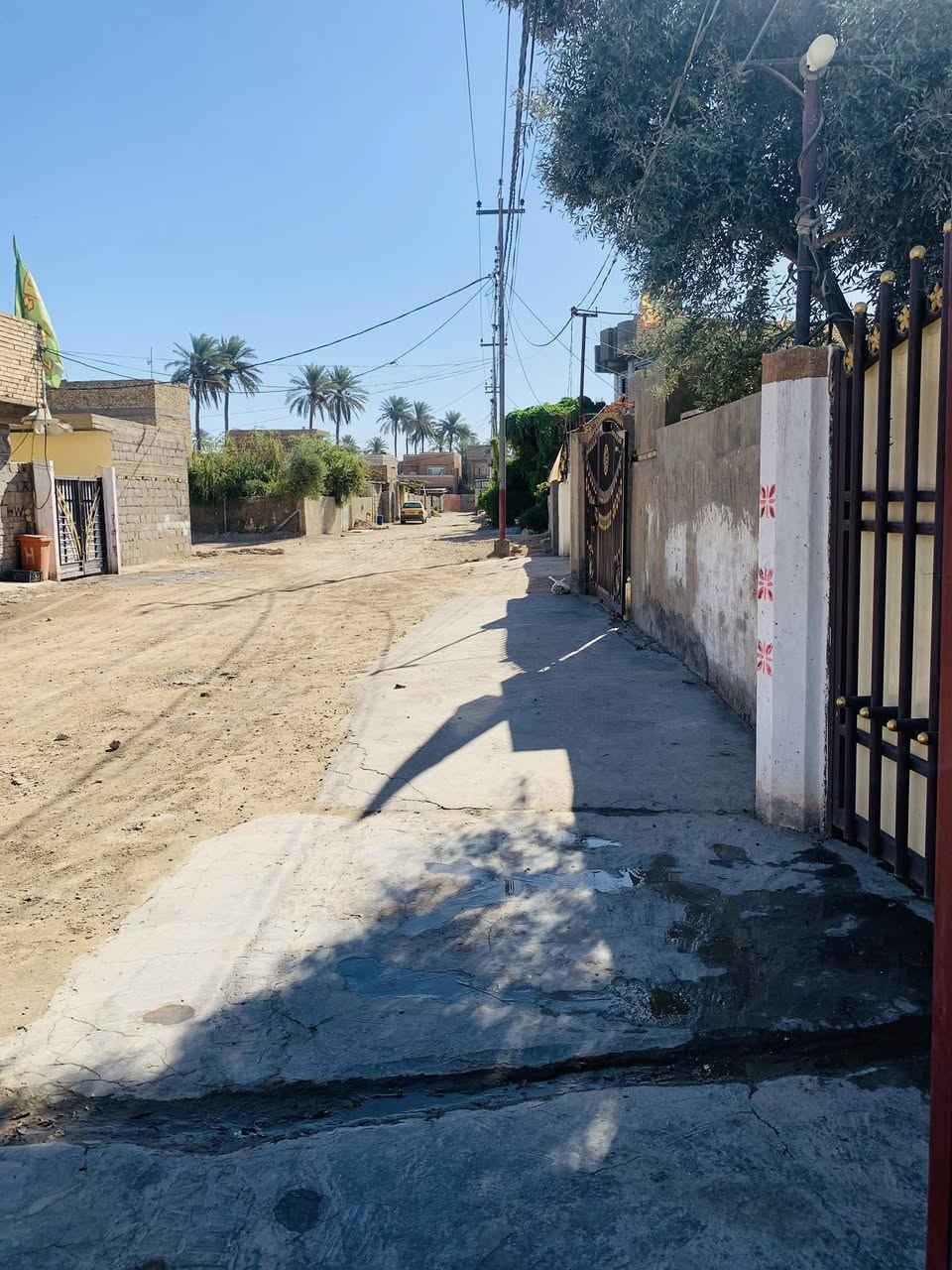 >  بيت طابو صرف مساحة ٢٣٥ < 

يتكون من طابقين ، ثلاث غرف نوم و مطبخ و كلدور و صالة و صحيات داخلية و خارجية بالإضافة إلى محل و مخزن و حديقة و كراج

السعر مناسب جدا مقابل الموقع و الخدمات 

الموقع حله - حي الجزائر مقابل السايلو القديم على شارع ١٢ متر و على بعد ٥٠ متر من الشارع العام

للاستفسار الاتصال على الارقام التالية

***********
