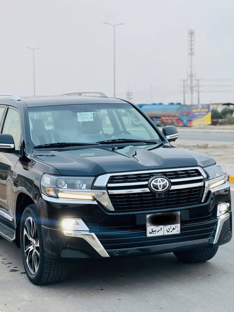 لاندكروز 21فول مواصفات رقم اربيل ماشيه 55 الف مكفوله من الصبغ والبارد
***********
