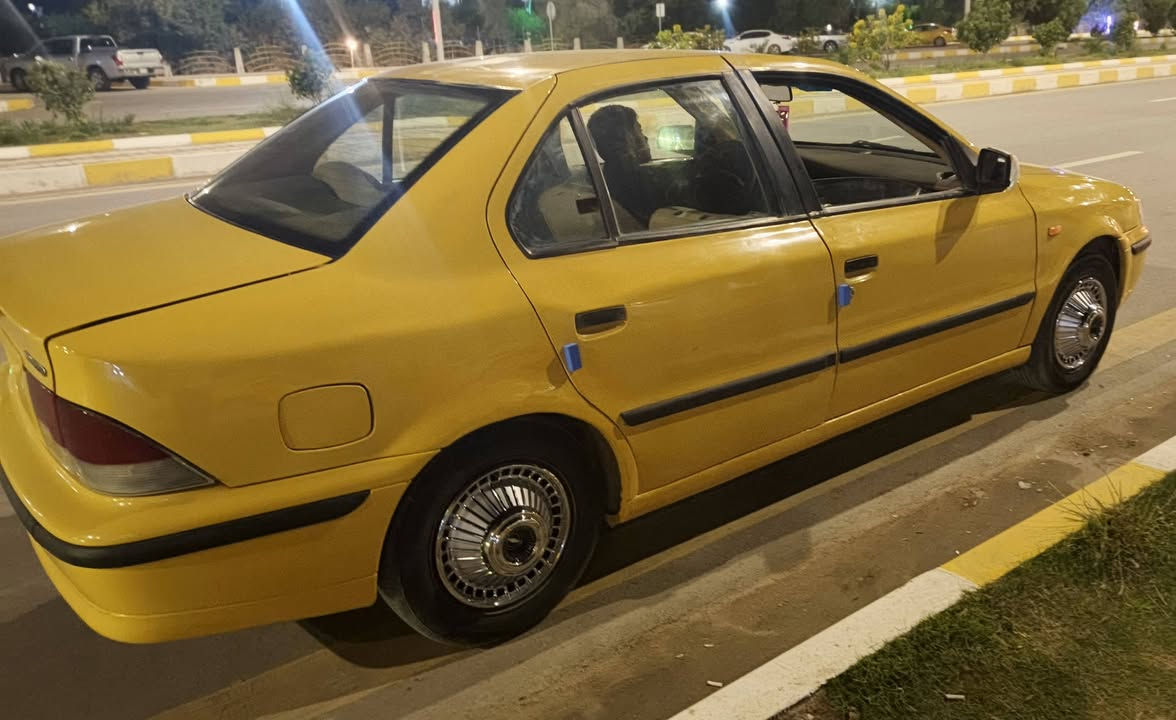 السلام عليكم  
 سياره سمند  جديد  كير حداديه تبريد  شغال موديل مصفره هيئة وغرامات  سنويه ٢٨  راعيها  ناصريه مركز  ثاني يوم تحويل    مكان ناصريه سعر ٣٢ وبيها مجال ***********
