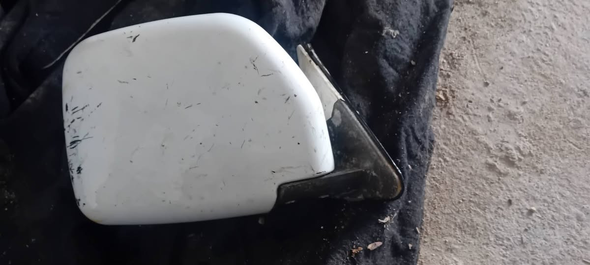 سلام عليكم تك امرايه مال فتون صفح اليمنه للبيع الشعب ***********
