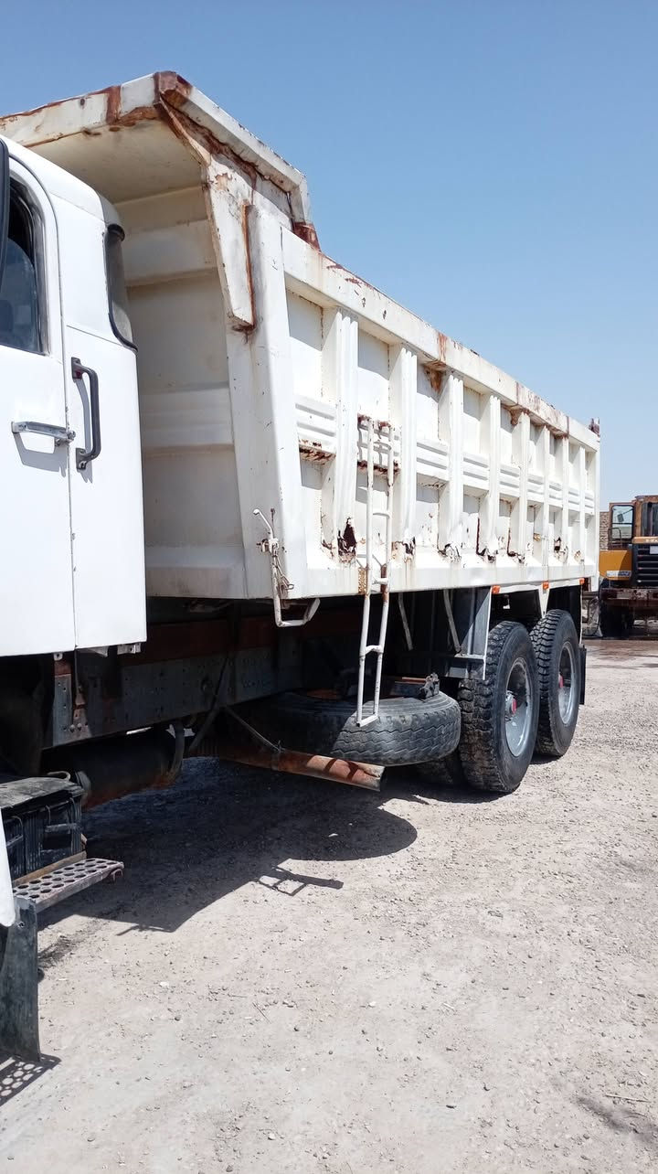 سلام عليكم فالفو 82 محرك N10كير 4/4طايف مجموعه14خفيفه رقم قادسيه نگليزي سنويه 2030 بسمي متخمه بس وزج نص عمر دوشمه حلوه قماره حلوه شاصي بي ترويج شرط لا كسر ولا فطر 0784 231 5937
