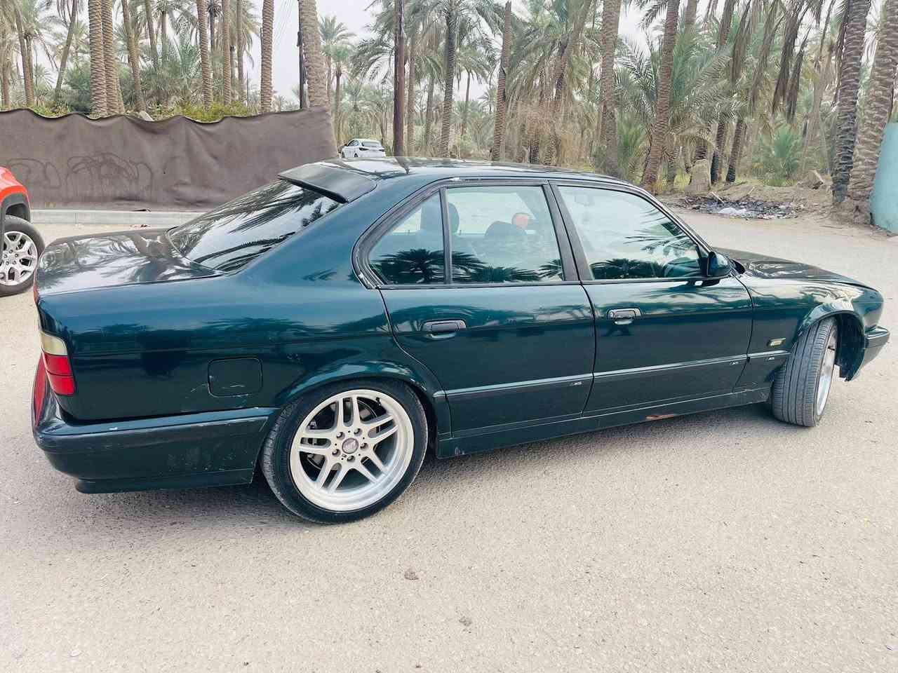 سلام عليكم
520 اصل 

موديل 1994

رقم اربيل بأسم كردي بيها وكالة 

بدون ضربة فقط صبغ عام
كير اوتو 

مكينة وكير قبل 3 اشهر شادهن 

حدادية امامية بالكامل 

تبريد خير من الله  توني مبدل  فريز + كمربيسر وفان

منضومة وقود جديدة 

فيت بم /ماتركس + بلك وبخاخ 

السعر 58 وبيه مجال 

مكلف بالنشر وهذا رقم راعيها

***********
