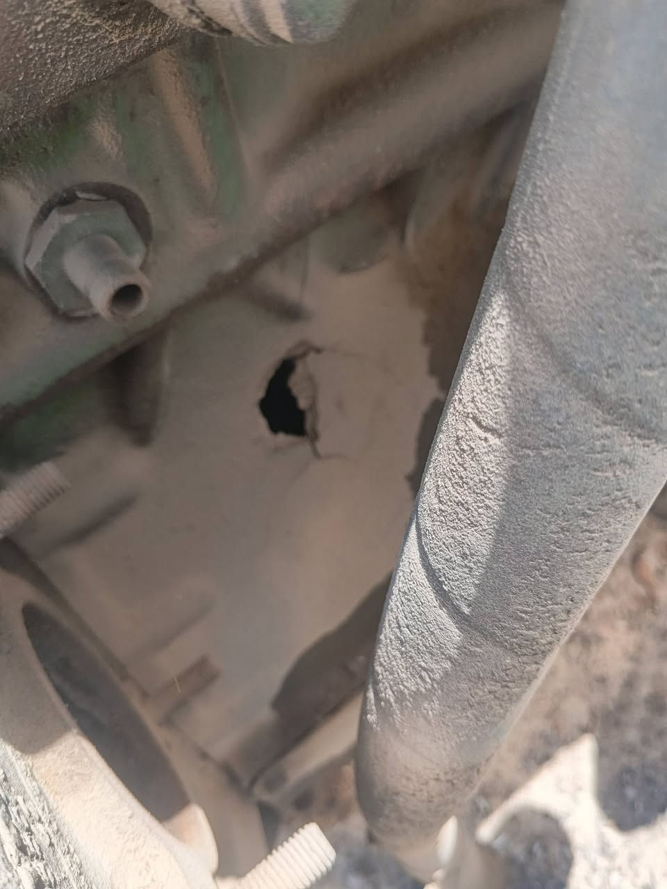 مولد فالفو F16 مجفته جديد صار بيها مشكلة اثناء تشغيل كسر المكان بغداد للتواصل واتساب ***********
