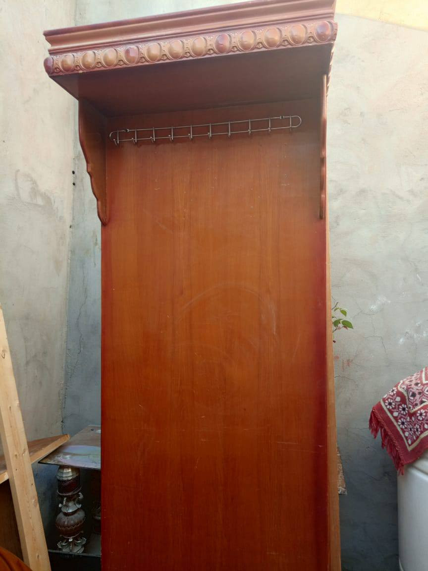 تاج جرباية وملحقاته وزاوية للبيع مكاني بالنجف تسگام درجة اولى السعر بالخاص التواصل على الرقم ***********
