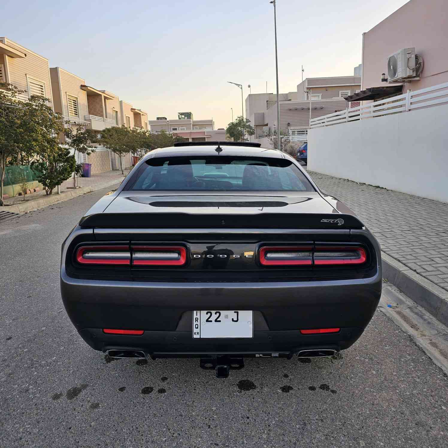 دوج جالنجر 2022 R/T SHAKER 5.7 1/1 
شيكر ار تي 5.7 سيارة اعلى مواصفات ماشي 20.000 ML
(السيارة ما ماشي بالعراق ولاشايف بنزين عادي)
محرك  (RT 5.7)
الحالة:
سيارة شبه زيرو بمعنى الكلمة
نقص مابيها من كل النواحي
‎السيارة جديدة جدا واحلى من الصور
سقف سلايد
سماعات Harmon/Kardon
ترحيب كشن كهربائي
دمام بالجنطة
دخول ذكي
تشغيل عن بُعد
بصمة تشغيل
رادار
كشنات جلد مع كنتارا
كشنات كهرباء مع ذاكرة 3 وضعيات
تدفئة وتبريد الكشنات
ستيرن كهربائي مع تدفئة وتبريد
شفتات خلف الستيرن
مثبت سرعة
شاشة حجم كبير
كاميرا خلفية
حساسات
نظام النقطة العمياء
هيتر مرايات
ويلات بلادي
الجامات مغلف حراري
سيارة ستوك ماملعوب بيها نهائيا على وضع الشركة
ختومات SHAKER
عداد سرعة أبيض مختم SHAKER
أنظمة قيادة رياضية متكاملة
شادلها ليد ضمان

🟪 السعر  :: الطلب في التعليقات ويوصلك مباشرة ✍️ 📩

معلومات الحادث:
2C3CDZBT3NH215313
 مثل ماموضح قطعة وحده ضربتها عامود تبديل بنيد فقط ومابيها اي مشكلة كلها بلاد ماواصل للمكينة نهائيا . بيها ايرباك دشبول وستيرن ومرجع الايرباك موجود ودشبول راجع بلاد . واللون بالحقيقة احلى .
والميعرف سعر الشيكر يترك  المنشور بكلمة طيبة

رقم صاحب سيارة : ***********
