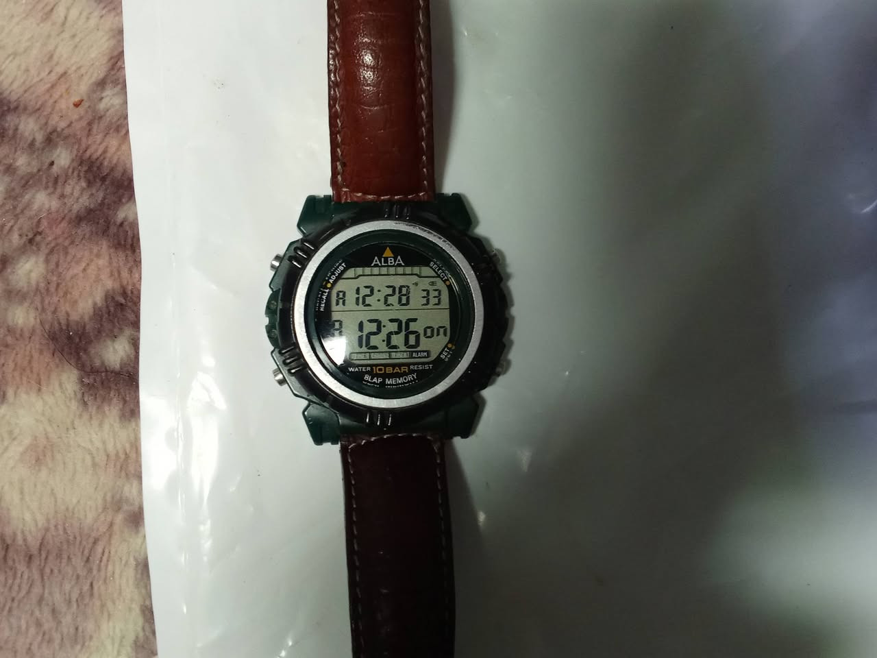 ساعات اصلية للبيع كل ساعة وسعرهه//الجواب بالتعليقات//يوجد توصيل


**إذا كنت صاحب هذا الإعلان وتريد حذفه لأي سبب، رجاءا أرسل رسالة إلى الدعم الفني**