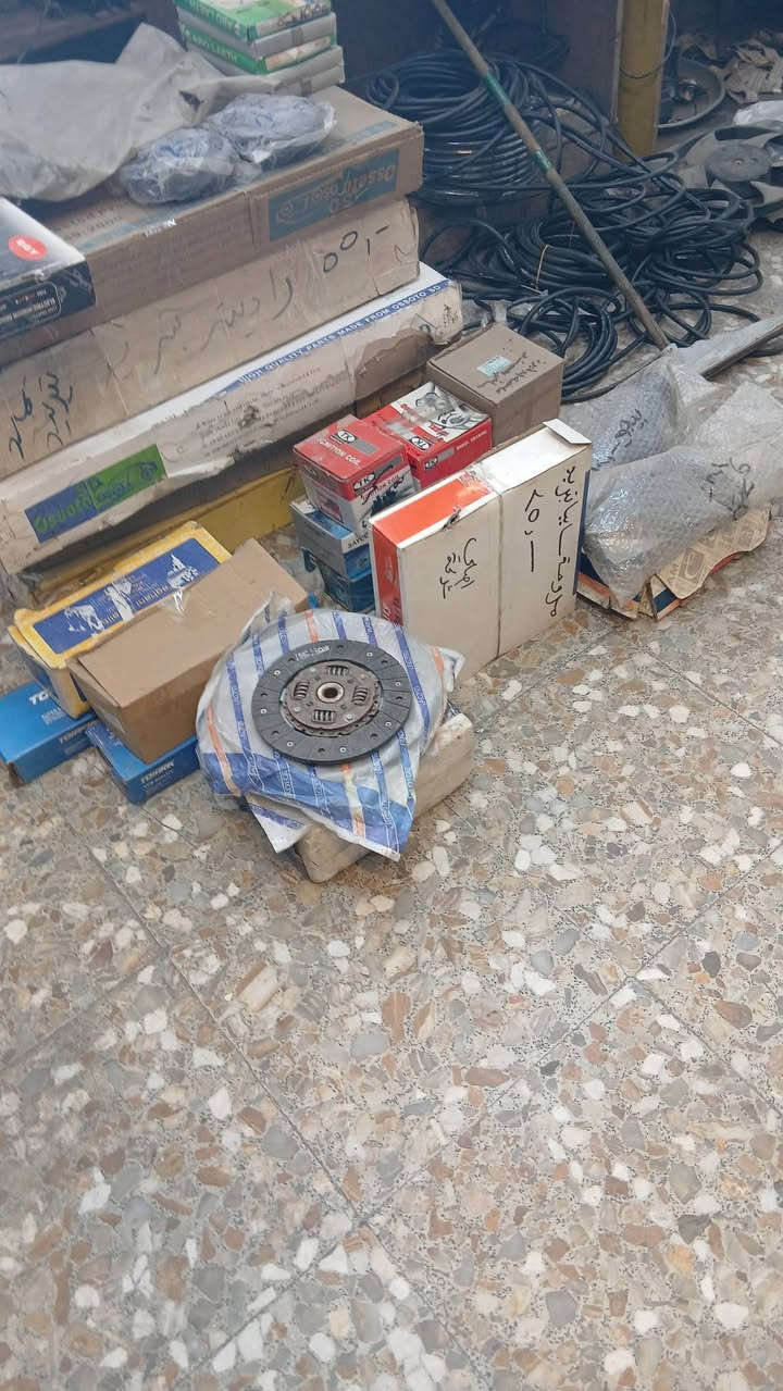 اسلام عليكم ادوات سيارات تصفيه محل
فلنجه دسك صغير سمند 
فيت بم صوندة 
راديتر تبريد طيبه .سمند .بيجو .سايبا 
ماطور جام سمند . طيبه 
بلي قايش طيبه 
دبل روى اصلي شركه 
فلنجه دسك طيبه 
فلنجه دسك سمند 
فلنجه بنز سمند 
ماطور ماسحات سايبا 
مرايه روى 
قايش كورلا 
قايش سمند محرك 
مروحه كامله تبريد سايبا 
مجول مزدوج سمند 
فلتر شوته و تبريد كافه سيارات 
عكرب سايبا 
بنز سايبا 
بنز بيجو 
بنز سمند 
دسك حساس بيجو 
دسك سمند 
واير بلك سمند و سايبا و روى 
بوري تدفئه طيبه 
كتفات كل انواع 
فيوزات كل انواع 
كلوبات كل انواع 
جوزة حماوة كل انواع 
اصبع حماوة كل انواع 
كلشي متوفر اتصل وتدلل 
يوجد توصيل او تواصل على رقم *********** 
العنوان بغداد .....غراض اصليه مستعجل على البيع
