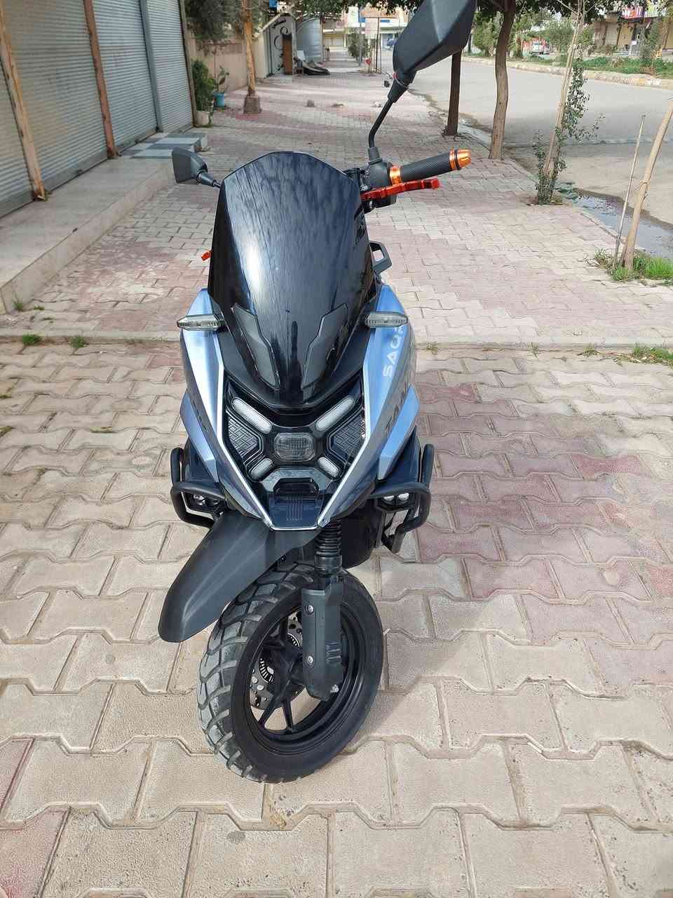 ♦️ سلام عليكم
♦️دراجة تانك 2025
♦️ سويج عدد 2 مع بصمة تشغيل عن بعد♦️الون اسمنتي♦️
♦️حجم المحرك 150cc🧿
♦️الدراجة بلاد دسك امامي وخلفي ♦️ شاشة ايباد♦️
♦️اوراق كاملة 🧿

♦️السعر 850 وبي مجال

♦️المكان ديالى المقدادية 
 
الرقم بي واتساب بالفيس مامتواجد الشراي يتصل
♦️📞📞📞  ***********📞📞📞♦️
