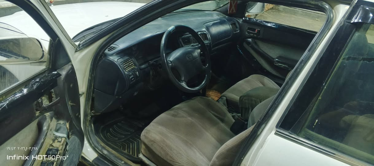 السلام عليكم سياره كامري موديل 1992 رقم الانبار دولي تحويل ثاني يوم كير محرك خير من الله حداديه وسط غرفه حلوه السياره معروضه 30ورقه وبيه مجال ***********
