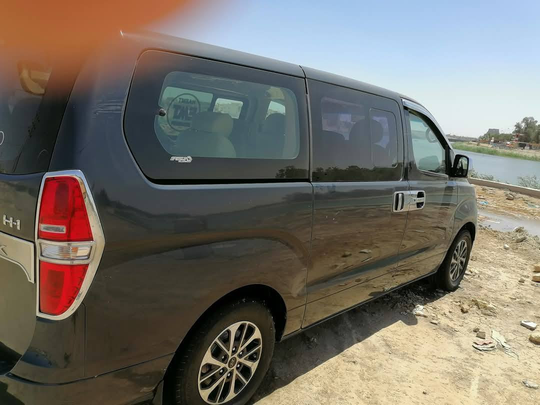 هونداي استاركس مديل 2020 المعلايه 2022 بسمي ذي قار مفتوح ومحور امسكر مكينه 12 قبق السود الون فيلي بيها الصندوك بار مكانها ذي قار سوق السعر 235  ***********  رقم انكليزي ماشيه 34 الف
