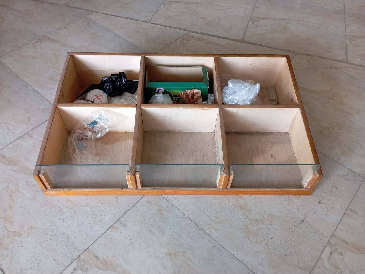 مبرده ٥٠
مكنسه ٣٥
اوفن كبير ٨٠بيه مجال 
اوفن صغير ٣٥
ثلاجه ٢٠٠بيه مجال ١٤قدم
ميز تواليت المنيوم سعره ٧٥
كاونتر ٤٥٠بيه مجال معاه سنك كامل 
بلازمه ١٠٠
رف مكسرات ٢٥
ميزان زجاجي الاصلي ٢٥
براد عصاير كبير ٥٠٠
ثاني ٦٠
صغير كلش ٣٠


**إذا كنت صاحب هذا الإعلان وتريد حذفه لأي سبب، رجاءا أرسل رسالة إلى الدعم الفني**