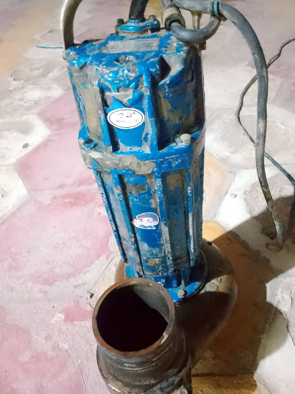 غطاس ابو 4 للبيع بعده جديد مستخدم شهر 
ناضم كرمت حسن . الجويبر .
***********
