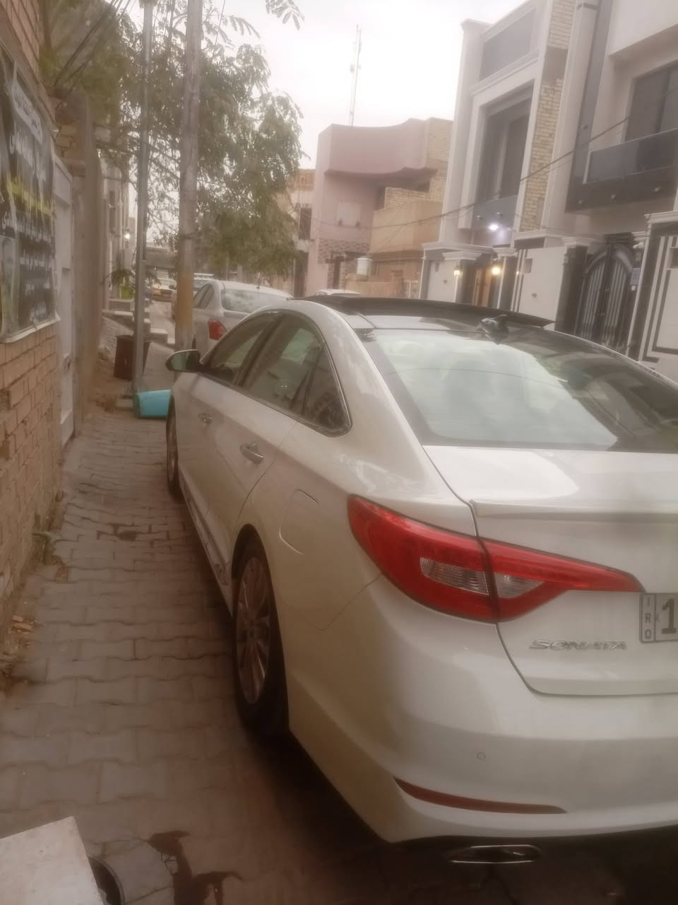 السلام عليكم سوناتا للبيع موديل 2015امريكي فول مواصفات 1/1 مفوله للأخير السيارة بيها 3قطع جاملغات مصبوغات شواصي لغود كير مكينه كفاله رقم انكليزي بغداد 
عنواني النجف الأشرف السعر 127 وبيها مجال الطيبين ***********
***********
