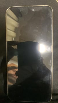 آيفون 15 برو ماكس ٢٥٦ • شاشه مبدلة اصليه • بطاريه ٨٢