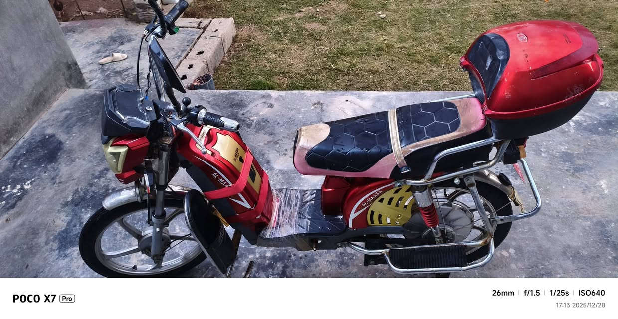 السلام عليكم متاح هاي الدراجه بطاريات صار 4اشهر من اشتريتهن السعر 300وبيه مجال قليل***********
