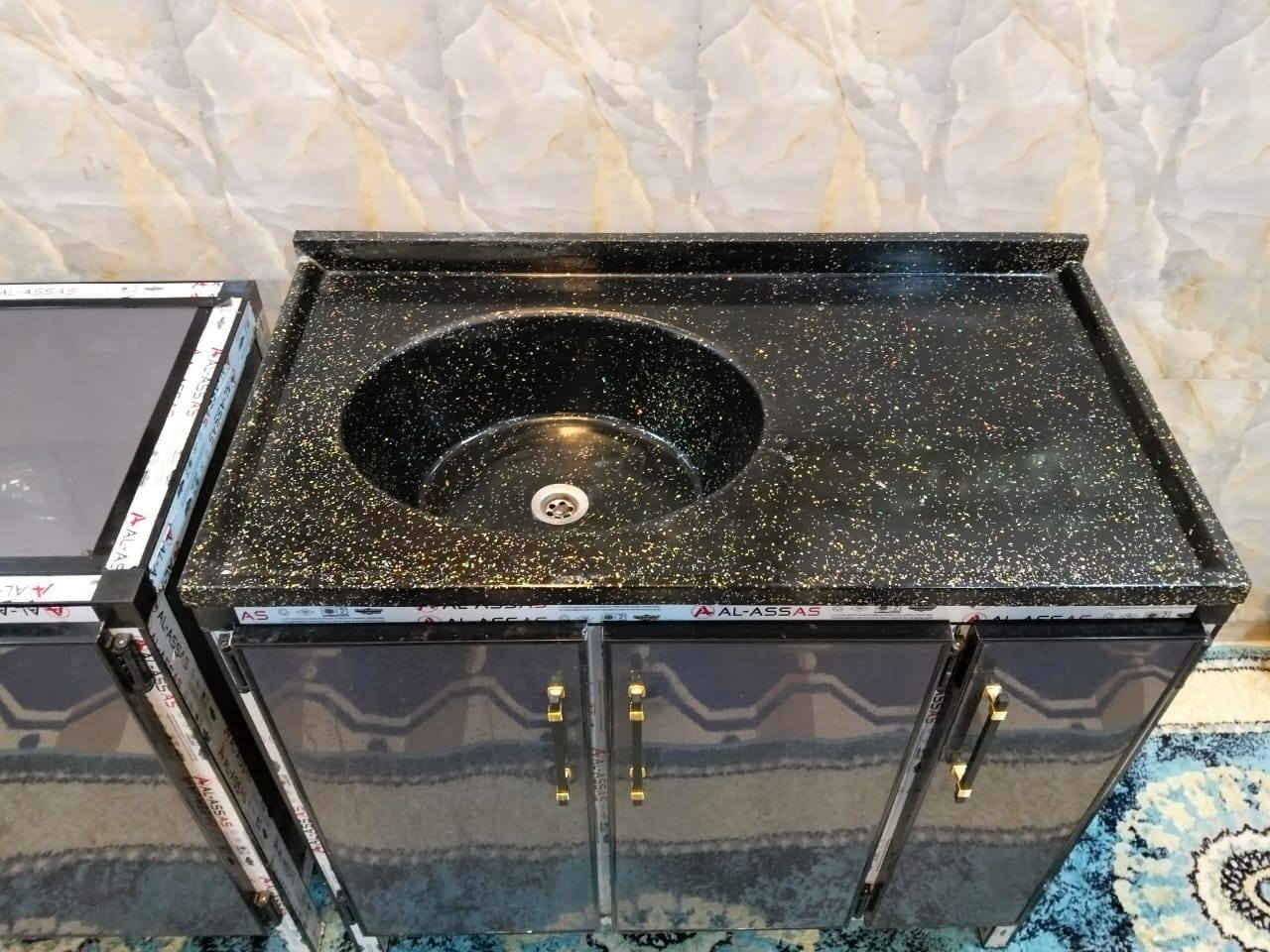 كاونتر مستعمل نظيف تزكام مو سوكي قطعتين بدون ملحق  مكاني بغداد مدينة الصدر واكو خدمه توصيل بكروه ***********بي واتساب رقم
