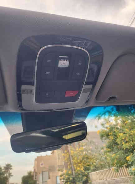 سنتافياموديل 2022ترقيم جديداليوم ترقمت واردامريكي حادثهه بصيط بدون ايرباك فول مواصفات محرك 4سلندر5راكب ماشيه 50الف سعر235وبيهه مجال ***********
