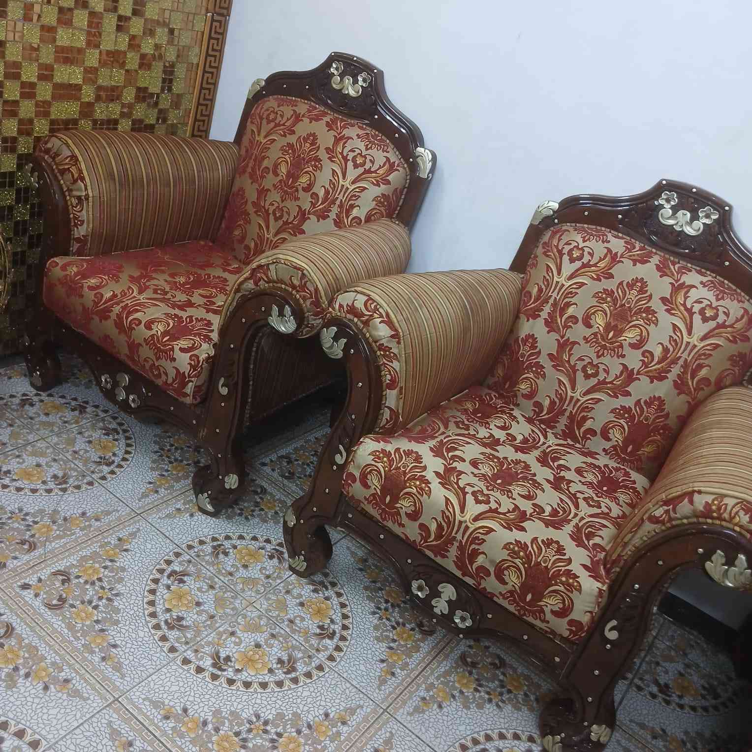 تخم مصري ١٠ مقاعد مابي ضرر  ب ٤٠٠ المكان بغداد المعامل ***********
