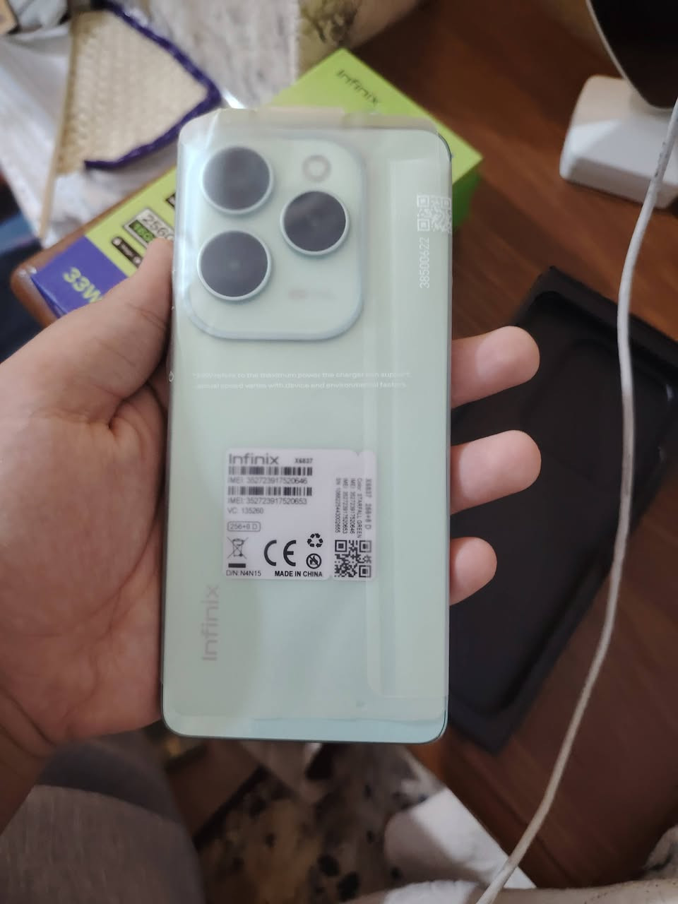 سلام عليكم
جهاز HOT 40 PRO من شركة Infinix
جهاز جديد مامستخدم نهائيا
ذاكره 256 العشوائية 16 مع كامل الملحقات
جهاز سعره 270 وبي مجال
للأستفسار ***********
