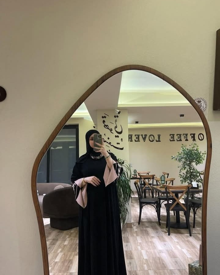 #مهندسي العالم في حيره من هذا التصميم #عبايه مع شاله #الخام #شامو اردني #العنوان بابل الحمزه الغربي مول المدحتيه طابق ثالث للتوصيل واتساب *********** #عبايات#ابوجون
