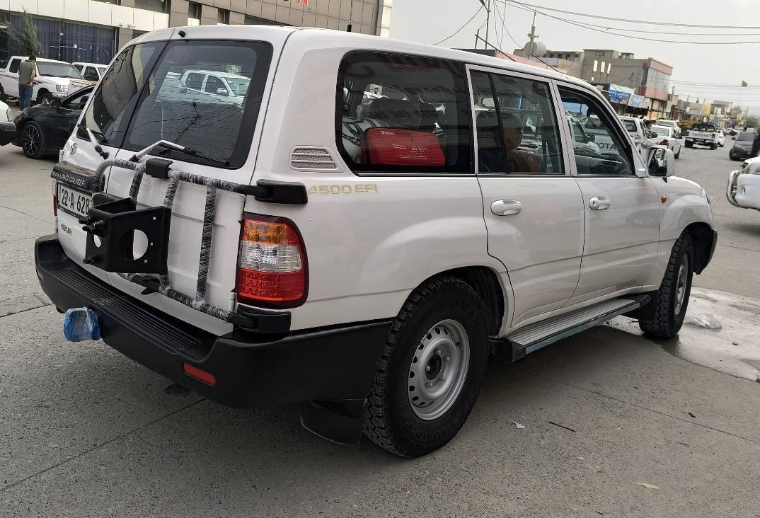 مۆنیکا 2001 
نمونە و تایبەت لە جوانی و پاکی
سێ ڕوبع
سپێر لە کۆڵ
سەلاجە
قفڵ مەرکەزی
چوارجام کارەبا
کامێرە و شاشە
لایت زینۆن
چوار تایەی لۆک
پێش مەرغوب
تەنها دوو نیوە پاچە بۆیاغ ، بەڵام من بە دوو پاچە دەیفرۆشم ... جگەلەو دوو پاچە نوقتە بۆیاغی نیە
ماڵی دۆستە و سەیارەکە هی ماڵە..

سەنەوی هەتاوەکوو ٢٠٢٧ تازەیە
***********
*********** بشدار, السليمانية
