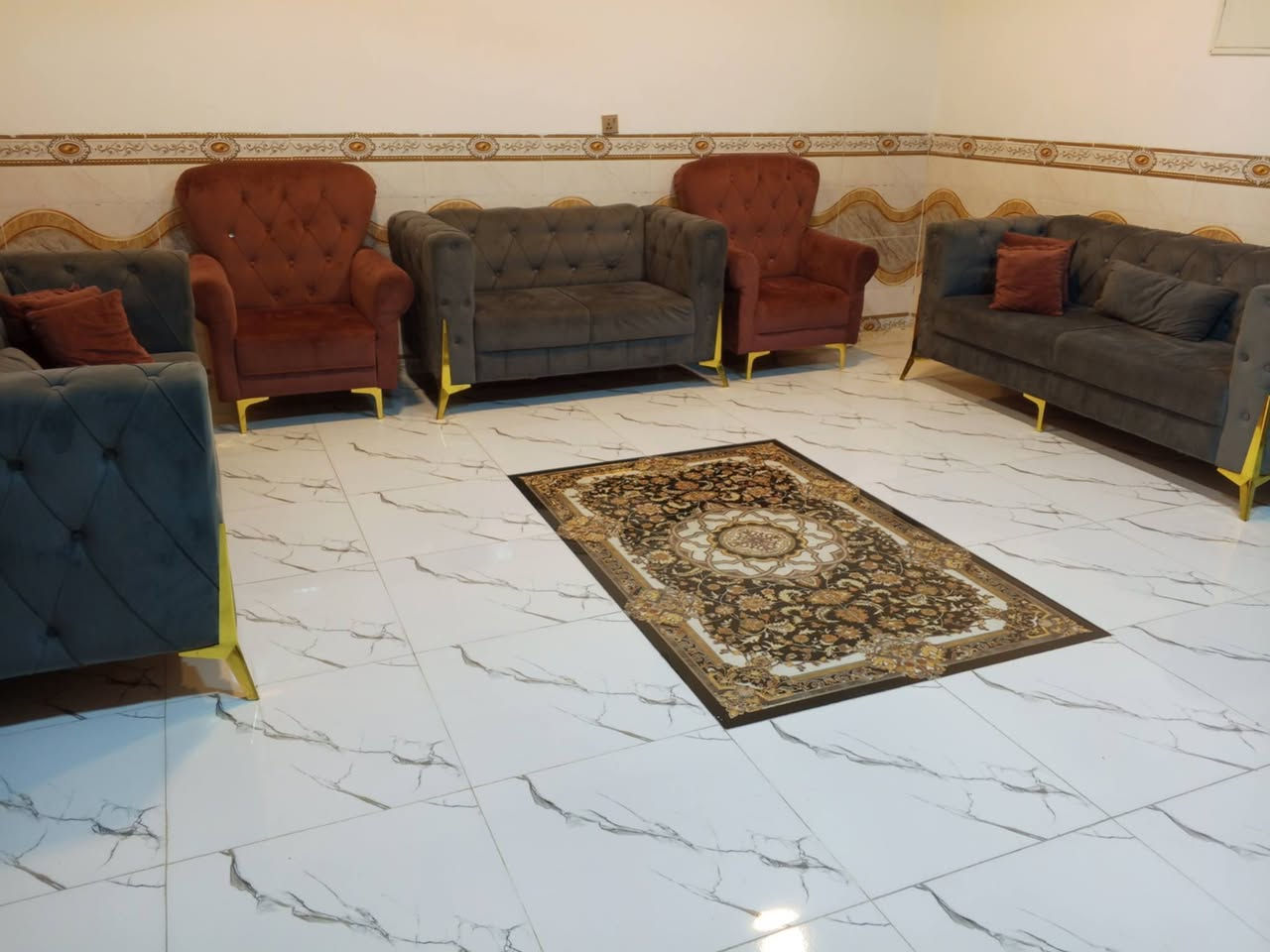 للبيع تخم سعر ٢٥٠ فوول نضافة شراي خاص


**إذا كنت صاحب هذا الإعلان وتريد حذفه لأي سبب، رجاءا أرسل رسالة إلى الدعم الفني**