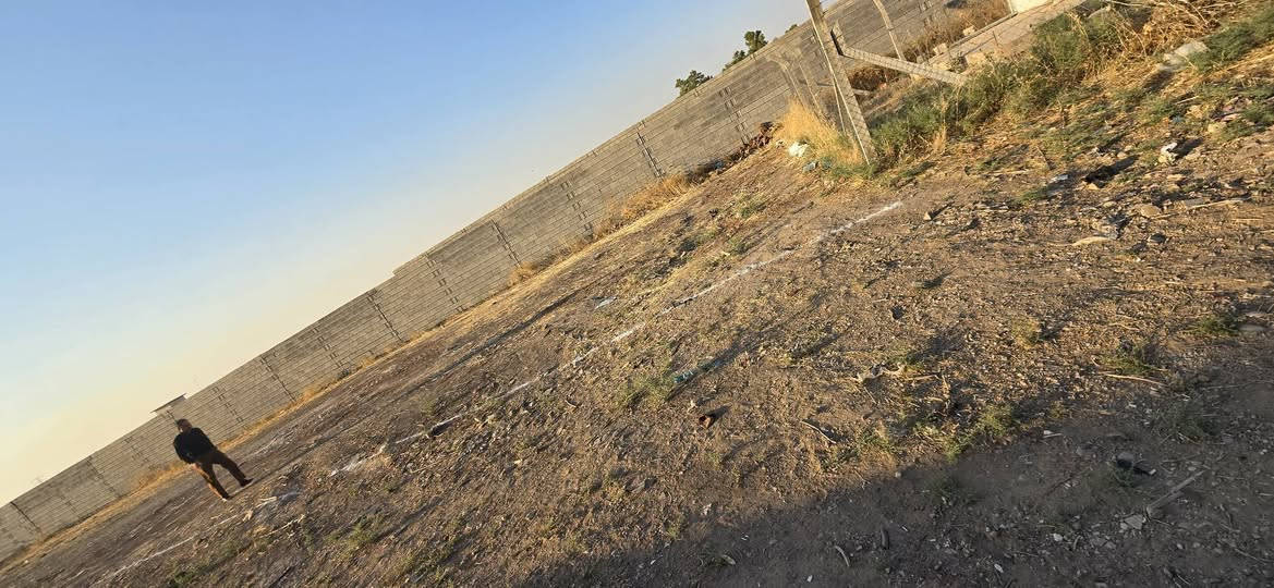 #للبيع 
قطع اراضي للبيع حي بدر قرب التانكي
مساحة ١٠٠ م مربع 
مساحة ٢٠٠ م 
بأسعار مناسبة جدا 
للاستفسار 
***********
***********
