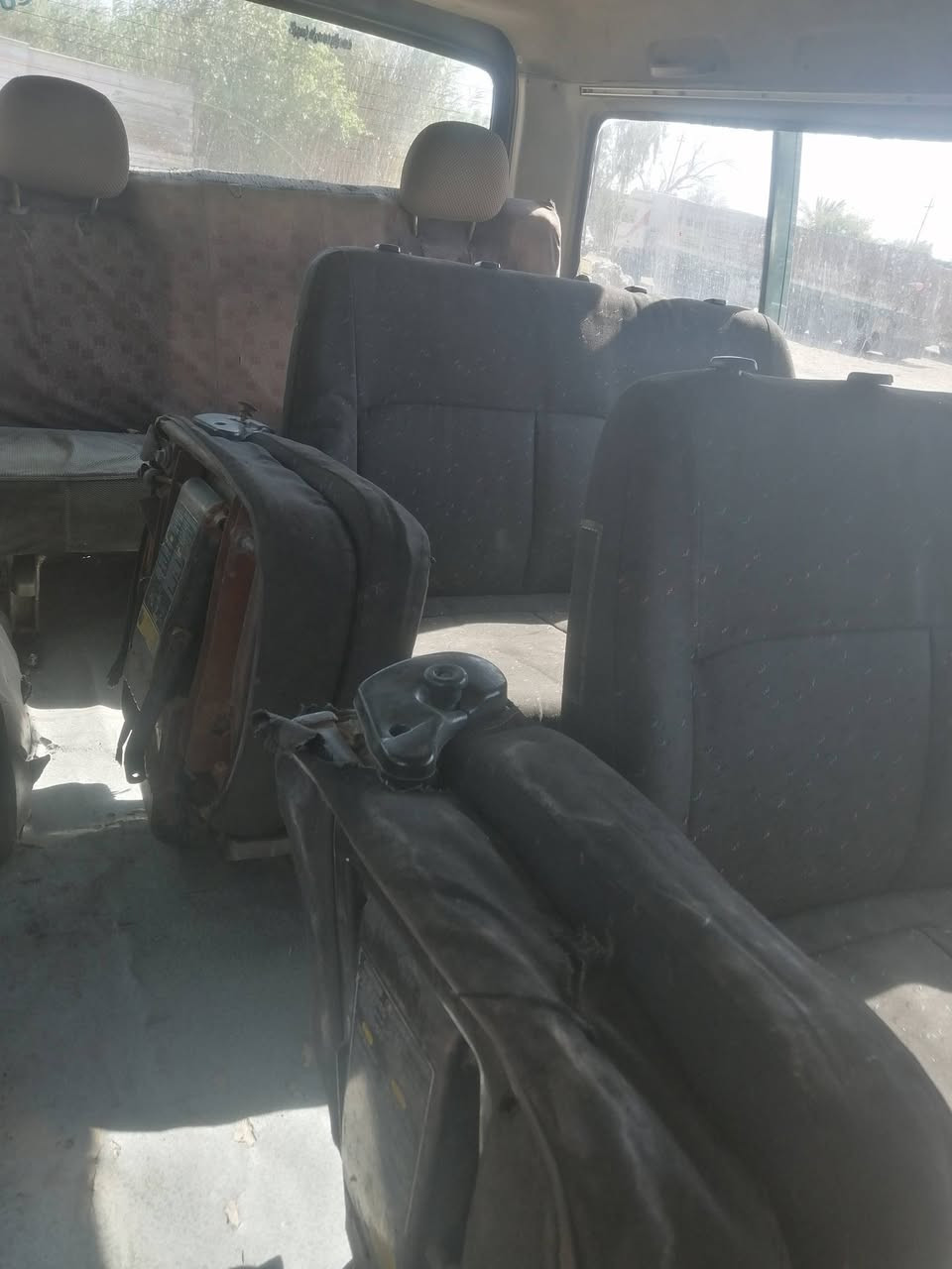 السلام عليكم كيا بستا لبيع 95 ألماني كير مكنية اكسل خير من الله شواصي جدد كهرباء كلهة شغالة دوشمة جديدة ابيع هل موجود اتكفل سرقة وعشائر بلادية قطرة صبغ مابيه السعر 16 وبيه مجال مكاني بغداد قرب بسماية مكلف للنشر اتصل علرقم ***********
