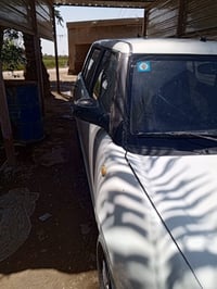 ليفان ٣٢٠ • ٢٠١١ • نجف