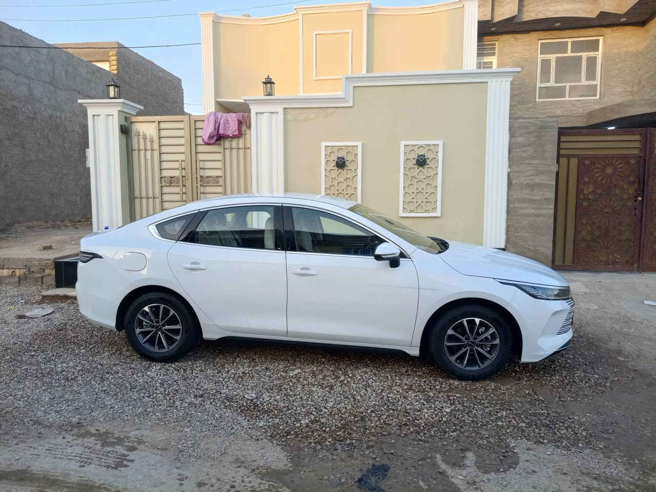 بي واي دي BYD
موديل٢٠٢٥  ماشيه٤٠٠٠
فول مواصفات ماعدا الفتحه
كفاله عامه  حره
رقم واسط تحويل مباشر
السعر ١٢٧ قابل للتفاوض 
للأستفسار
***********
