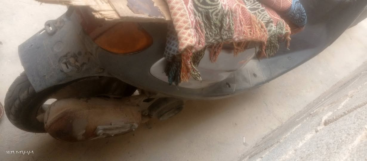 السلام عليكم دراجه البيع السعر 600بيه 500 والله نضيفه ومكينه مافتوحه ***********رقمي
