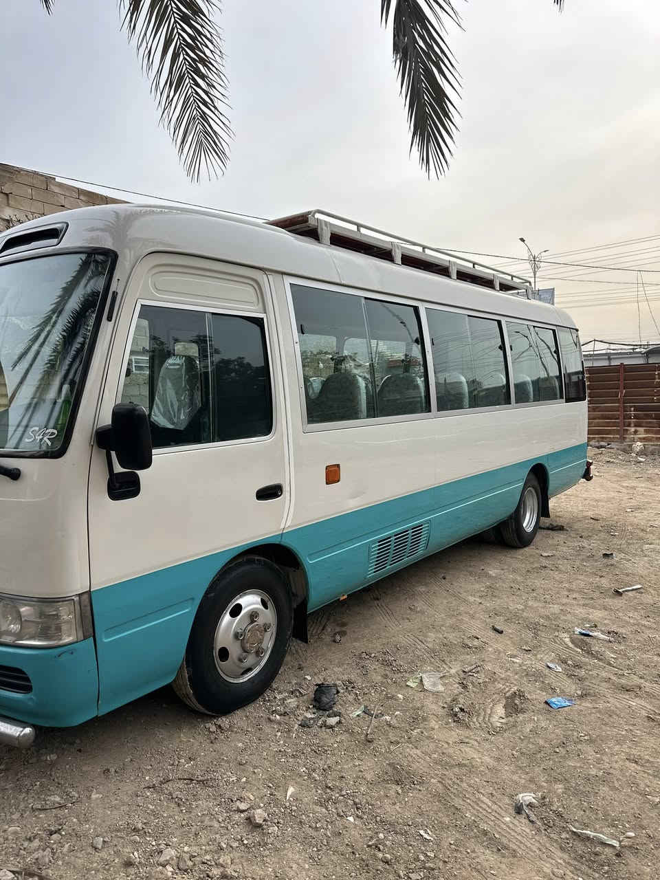 سلام عليكم
 للبيع ٢٠٠٧  بيها صبغ اكسن بي ونه السياره ب اسمي مامطلوبه لا هيئه ولا مرور تاخذ صافي السياره خير من الله ترهم مراوس ب ٩ مكان السياره كربلاء  سعر ٢٢٠ وبيها مجال     
***********
