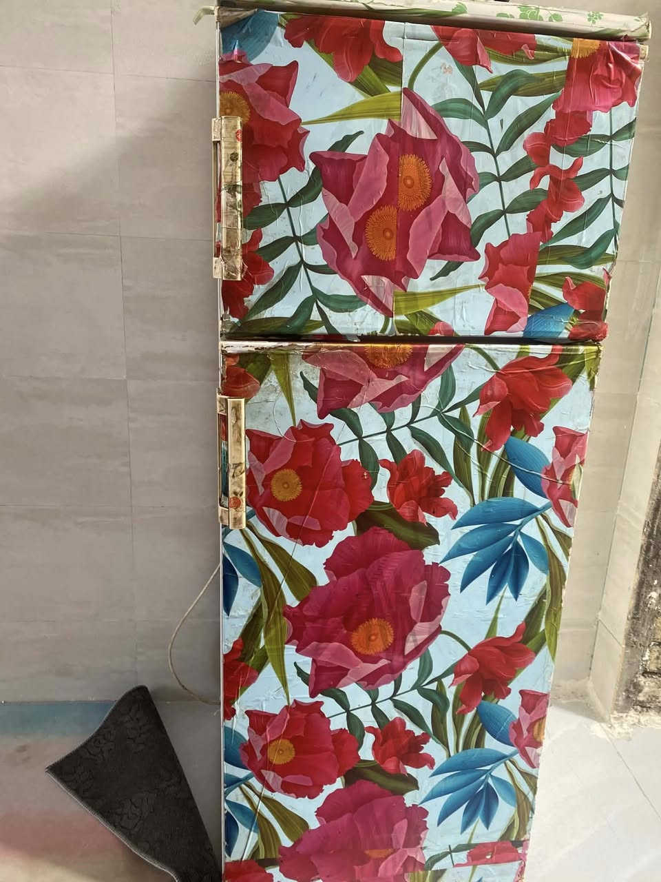 ثلاجه للبيع نضيفه تجميد فول
سعرهه ٧٥ وبيه مجال للشراي للاستفسار الاتصال على
الرقم *********** مكلف بل النشر
