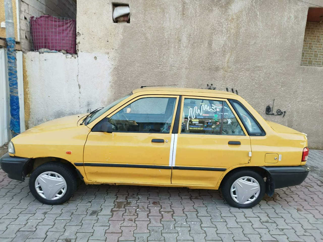 سلام عليكم سايبه موديل 2014 كير محرك صدر تخم تأير كله تبريد ثلج  جديد بيها جاملغ امامي وجاملغ عكسه خلفي بيها شاصي معمر واحد رقم دولي الجديد مصفره هيئه غرامات السعر 26وبيها مجال مكاني بغداد الحسينيه الراشديه لاستفسار *********** غير متواجد ع النت
