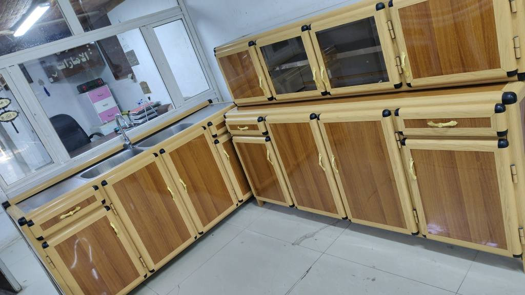 معرض الإمارات لبيع الكاونترات الجديد والمستعمل موصل جانب الأيمن شارع النبي شيت بادارة حارث الجواري موصل, نينوى


**إذا كنت صاحب هذا الإعلان وتريد حذفه لأي سبب، رجاءا أرسل رسالة إلى الدعم الفني**