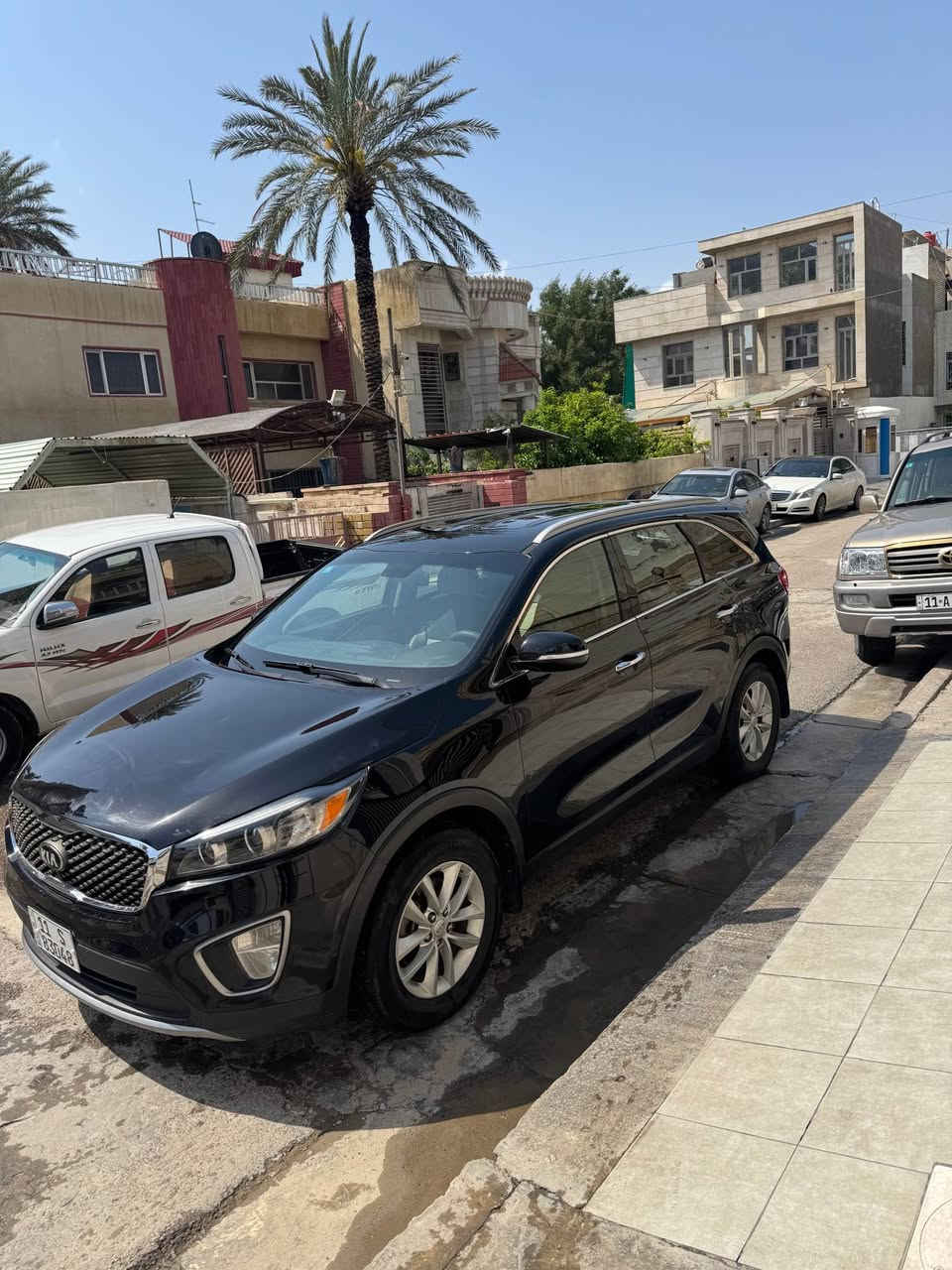 🧿ارخص سورنتو 2018 بغداد ماكو هيج سعر بنضافته بلاش 153 💵ورقه وبيه مجال للشراي الحقيقي يدلل🔥🔥وسونار موحود حتى متخسر فلوس سونار وبسمي السياره شرط التحويل رقم بغداد 
🔑سورنتو 2018 ورارد امريكي حادثه سرقه باب وجاملغ عكس السايق بدون ايرباك فقط برده 
🔥مواصفات : 
🔥محرك 2400 GDi 
🔥شاشه كبيره +وكار بلي 
🔥قطعتين تبريد امامي خلفي 
🔥ثلاث وضعيات قياده 
🔥فول تحكم ستيرن 
🔥داخل السياره صاج ملكي 
🔥داخل السياره لونين اسود وبيجي 
🔥كشنات مخلفه جلد 
السياره عليه ادامه كامله صدر امامي هلفي وتخم تاير وتنضيف غرفة الاحتراق وتبريد ثلج والسعر 153 ورقه وبيه مجال للشراي 
مكان السياره بغداد منطقة زيونه 
رقم الهاتف : ***********
موجود واتساب هم 
*********** بغداد, العراق
