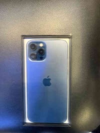 12 pro max دبل شريحه ملحقات كامله السعر ٥٠٠ المكان بغداد زيونه شارع ال...