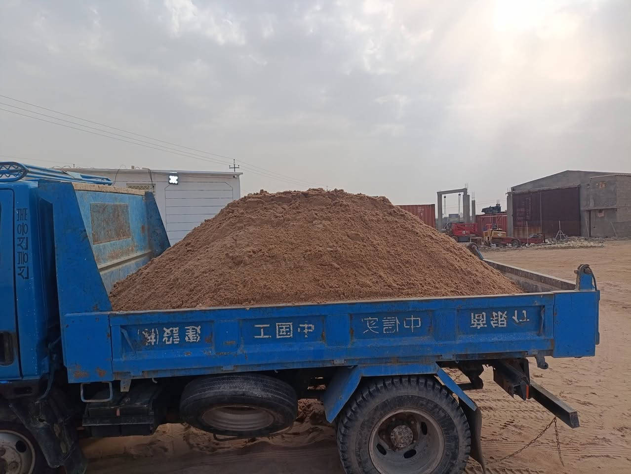 اسعار تنافسيه ومواد درجه اولى
أسمنت كرستال الطن ٩٧ الف الجيس الفرد ٥ الف
رمل زبير الكنتر ٣٨ الف التك ١٥٠ الف
حصو مغسول كنتر ٤٣ الف التك ١٦٠ الف
بحص مغسول كنتر ٤٣ الف تك ١٦٠ الف
سبيس كنتر ٣٨ الف تك ١٥٠ الف
رمل مغربل كنتر ٥٠ الف تك ١٩٥ الف
زميج كنتر ٢٠ الف تك ٦٠ الف
طابوك الحي الالف ١٢٠ الف ال ١٠٠ ب ١٢ الف
بلوك شمالي الالف ٦٢٥ الف
تراب حلو كنتر ١٢ الف تك ٣٠ الف

اسعارنا مطروح تريد ادز سياره تريد يجيك للمكان التريده وحمل ممتاز
غير متواجد ع الفيس الاتصال بالرقم
***********

المكان طريق الشركات قرب دار ابو مجاهد
