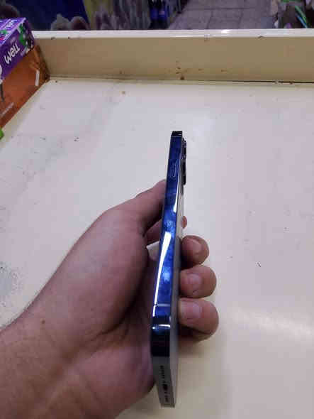 ايفون 12 بروماكس جهاز مكفول من كلشي تلفون جديد البطاريه 78. مساحه التخزين 512.  مكاني بغداد ، ***********  بي واساب 530,الف
