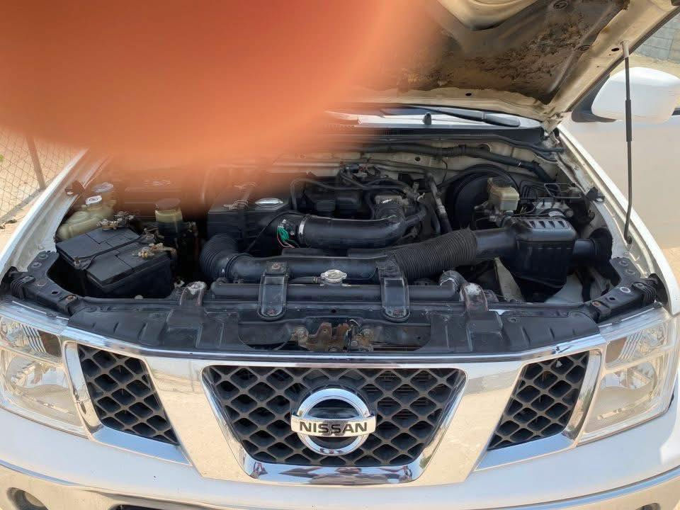 السلام عليكم سياره للبيع نيفاره 2008 اوتماتيك سنويه ب.اسمي رقم انكليزي 
تحويل ثاني يوم 
سياره تنقص 
ب80 وبيه مجال بسيط جدا 
المو شراي لا يخابر والي يكسر بسعرها لا يخابر 
بصره خور الزبير 
***********
