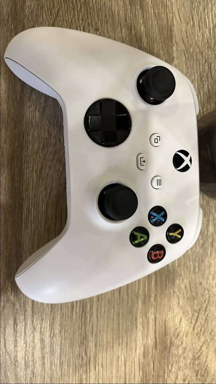 ب 290 قفل
بلادي ووياه ملحقاته كامله اكس بوكس سيريس اس


**إذا كنت صاحب هذا الإعلان وتريد حذفه لأي سبب، رجاءا أرسل رسالة إلى الدعم الفني**