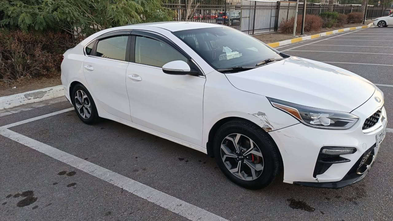 السلام عليكم اخوان
السياره موديل ١٩ Ex
رقم اربيل باسمي شرط التحويل  
مكفوله من الشواصي و اريباك و اللغود 
كير مكينه تبريد تدفئه بحاله ممتازه ما شاء الله 
تخم تاير ياباني السياره بحاله جيده 
السعر مال بيع  ١٢٥
خابر وتدلل 
***********
