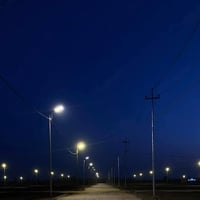 قطعة ارض ( طابو زراعي سند 25 )مساحة (٢٠٠متر) …وتتوفر جميع الخدمات  ( م...